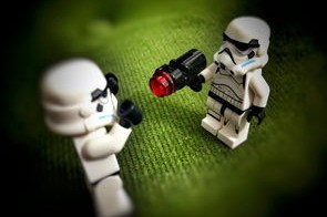 开云·体育官网APP下载-《ApexLegends》“极夜突袭”地图全面升级，战术层出不穷！