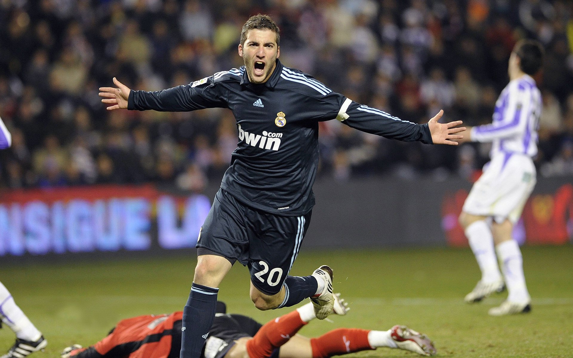 王者荣耀团战操作如流水绝伦，王者荣耀打团战技巧